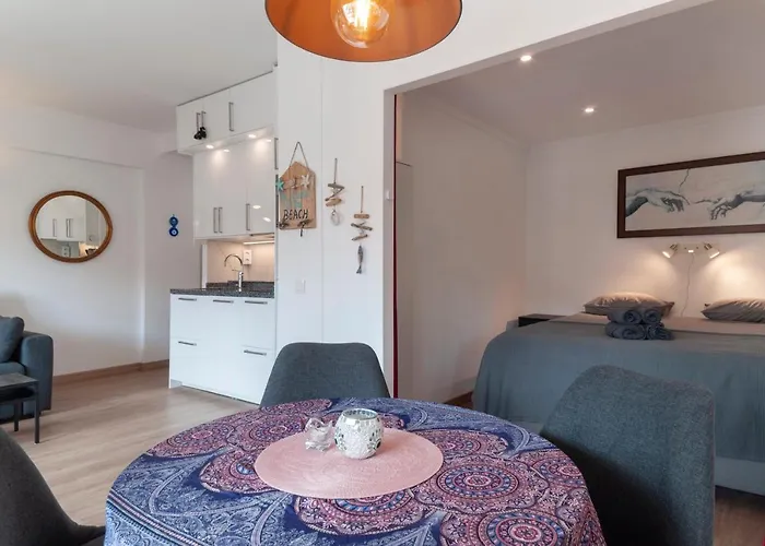 One Bedroom With Sea Views Heart Daire Marbella